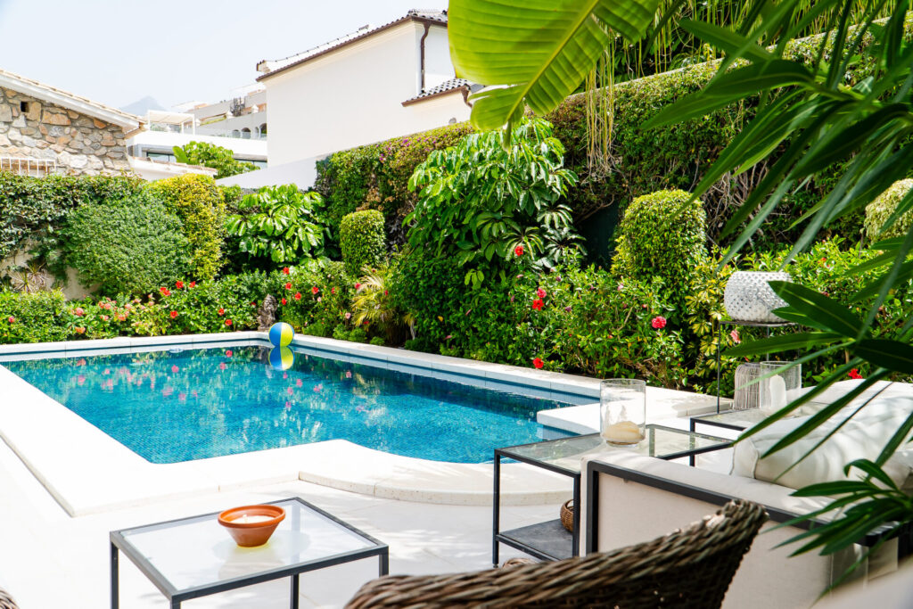 Bedroom transformed by renovation services Marbella Holiday Rental Management in Marbella property management enterprise benahavis reformas exterior marbella