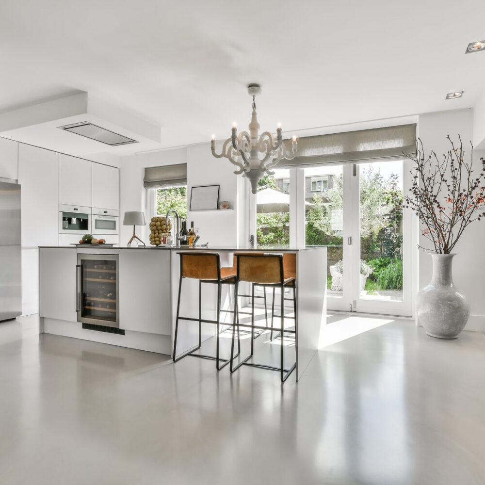 Inspecting a Holiday Home for Security and Maintenance