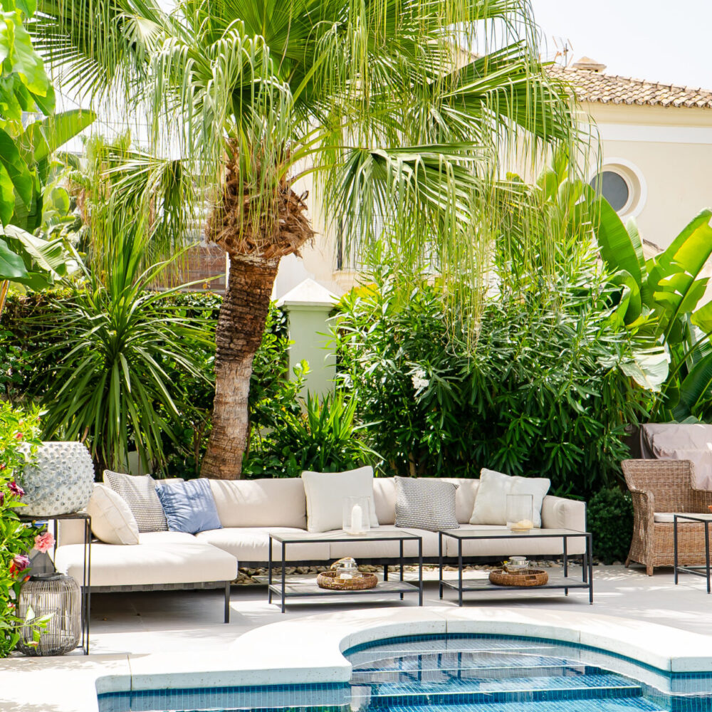 Pool area renovation services Marbella result